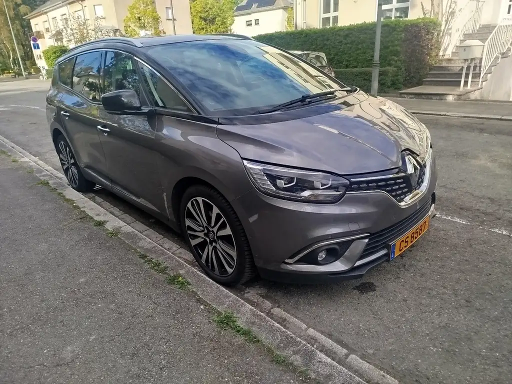 Renault Grand Scenic 2020 из Европы — купить под ключ