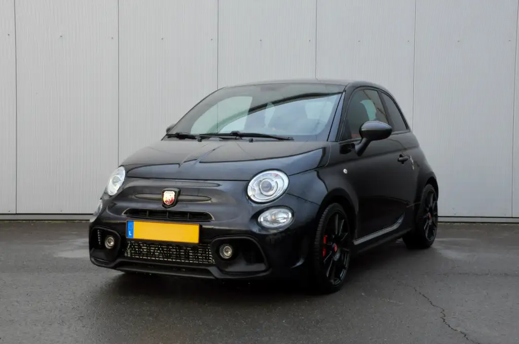 Abarth 595 Competizione 2020 из Европы — купить под ключ