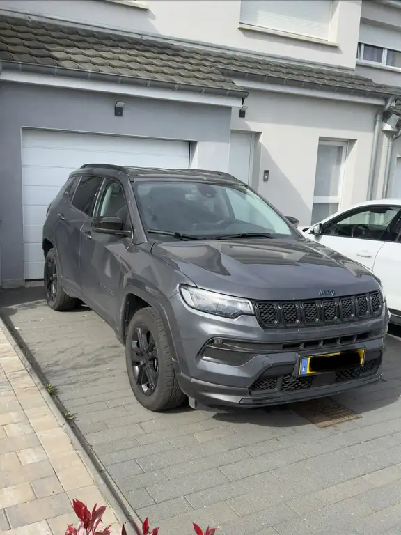 Jeep Compass 2023 из Европы — купить под ключ