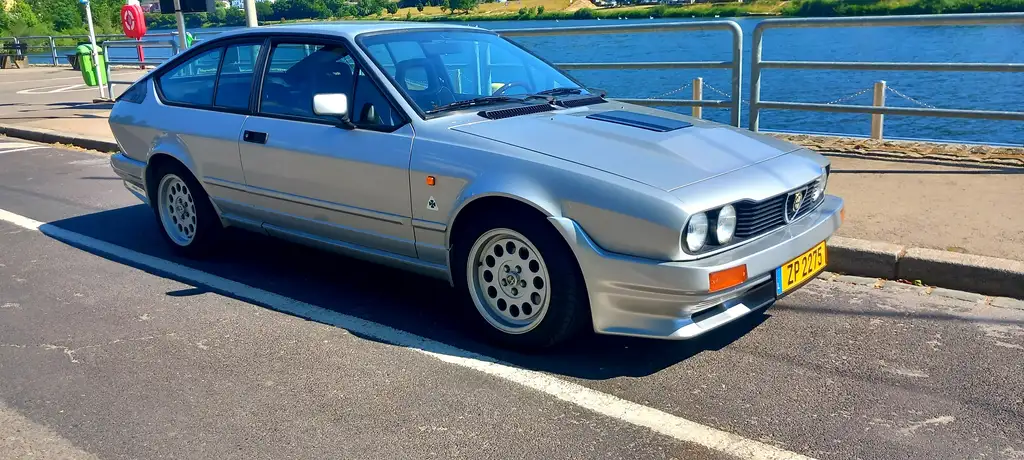 Alfa Romeo GTV 1986 из Европы — купить под ключ