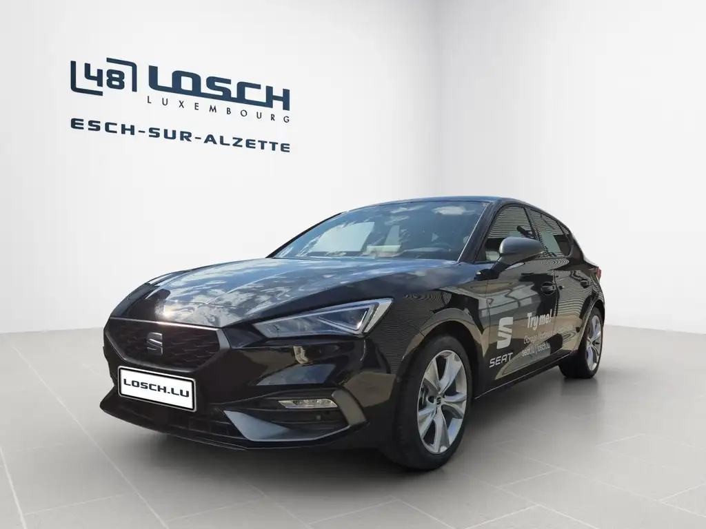 SEAT Leon 2026 из Европы — купить под ключ