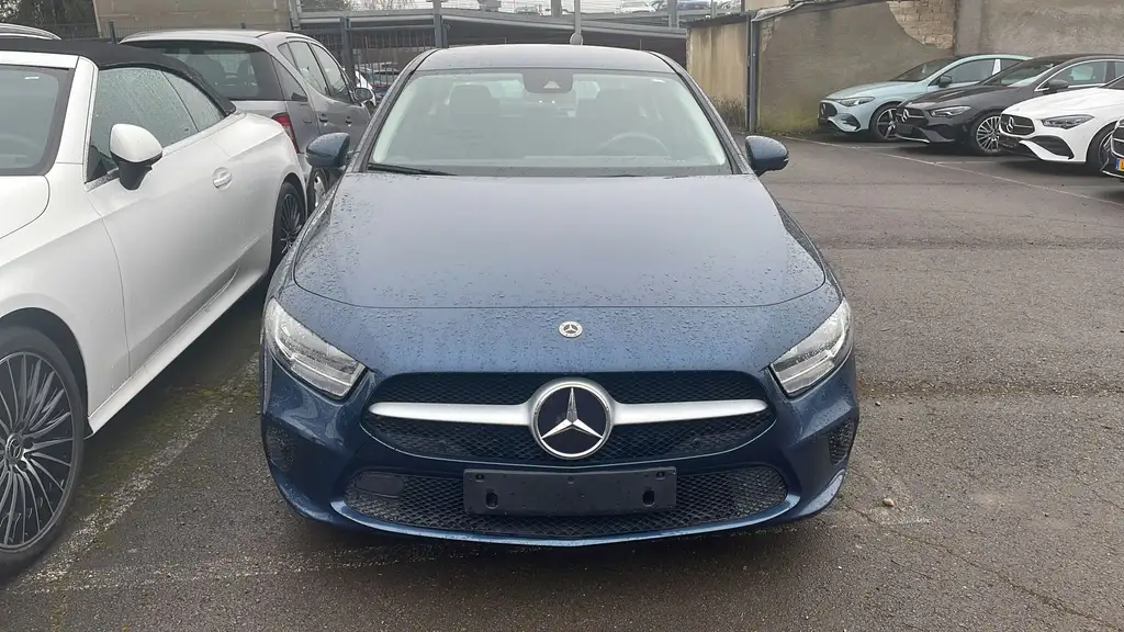 Mercedes-Benz A 180 2021 из Европы — купить под ключ