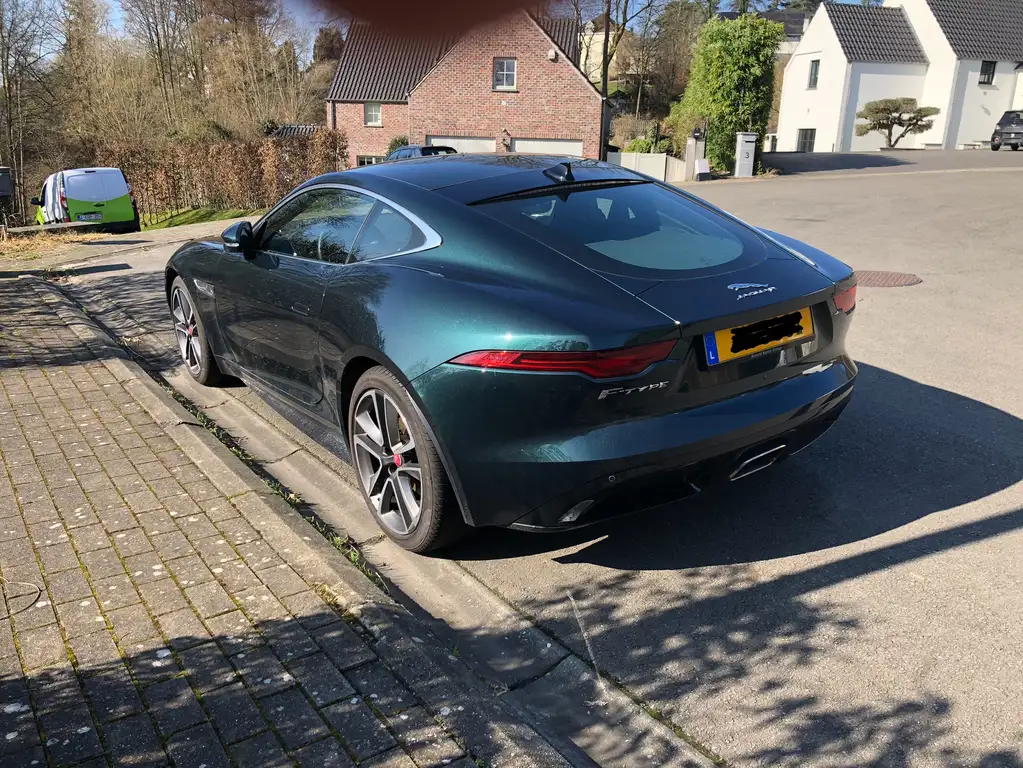 Jaguar F-Type 2023 из Европы — купить под ключ