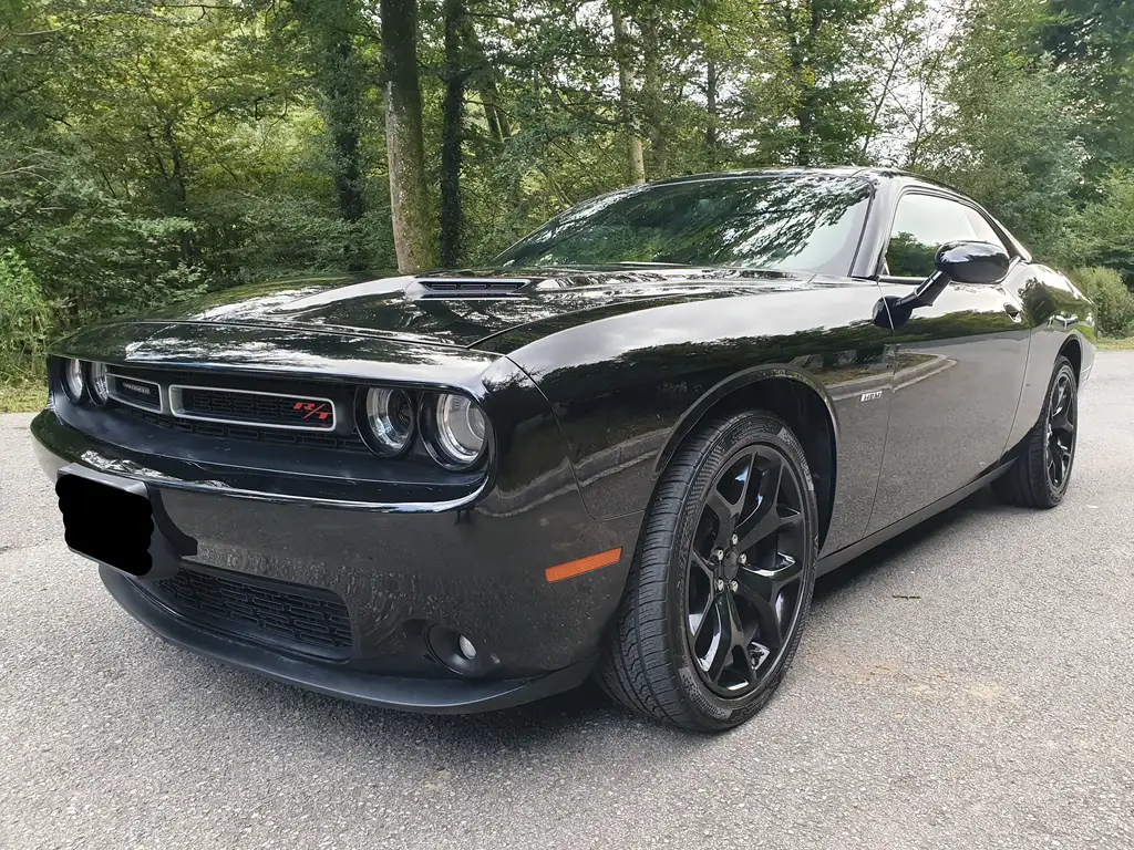 Dodge Challenger 2016 из Европы — купить под ключ