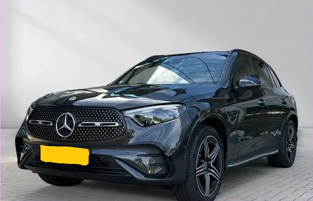 Mercedes-Benz GLC 300 2023 из Европы — купить под ключ