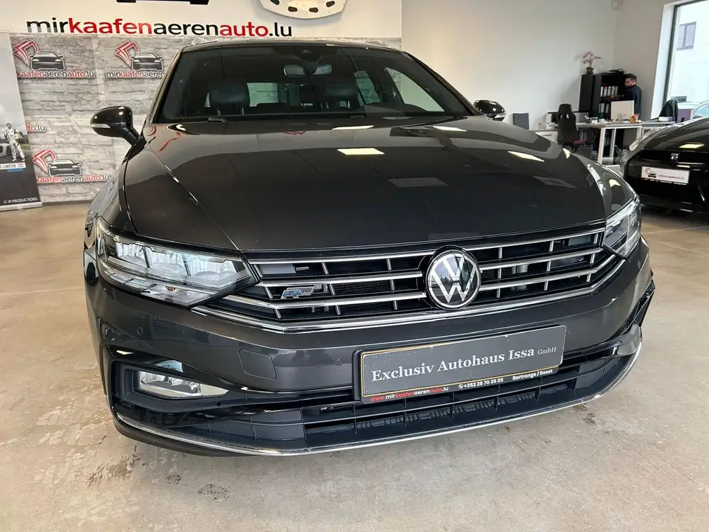 Volkswagen Passat Variant 2021 из Европы — купить под ключ