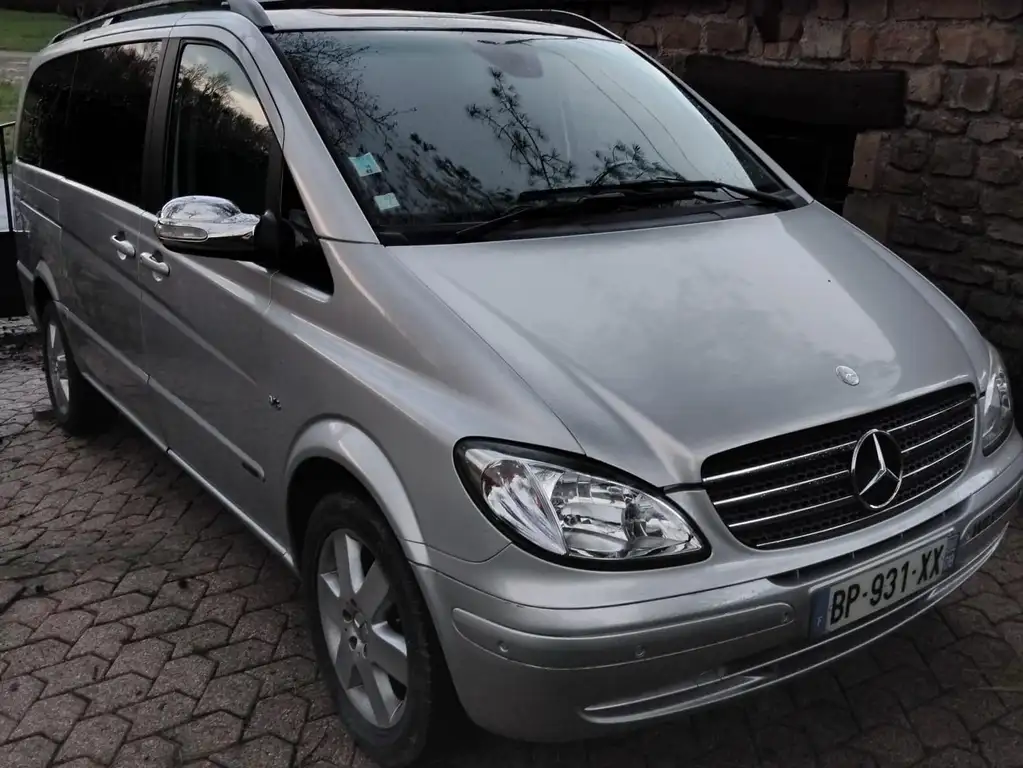 Mercedes-Benz Viano 2006 из Европы — купить под ключ