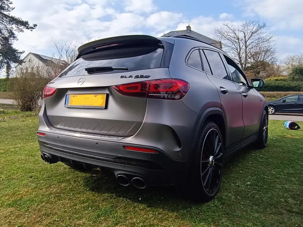 Mercedes-Benz GLA 45 AMG 2022 из Европы — купить под ключ
