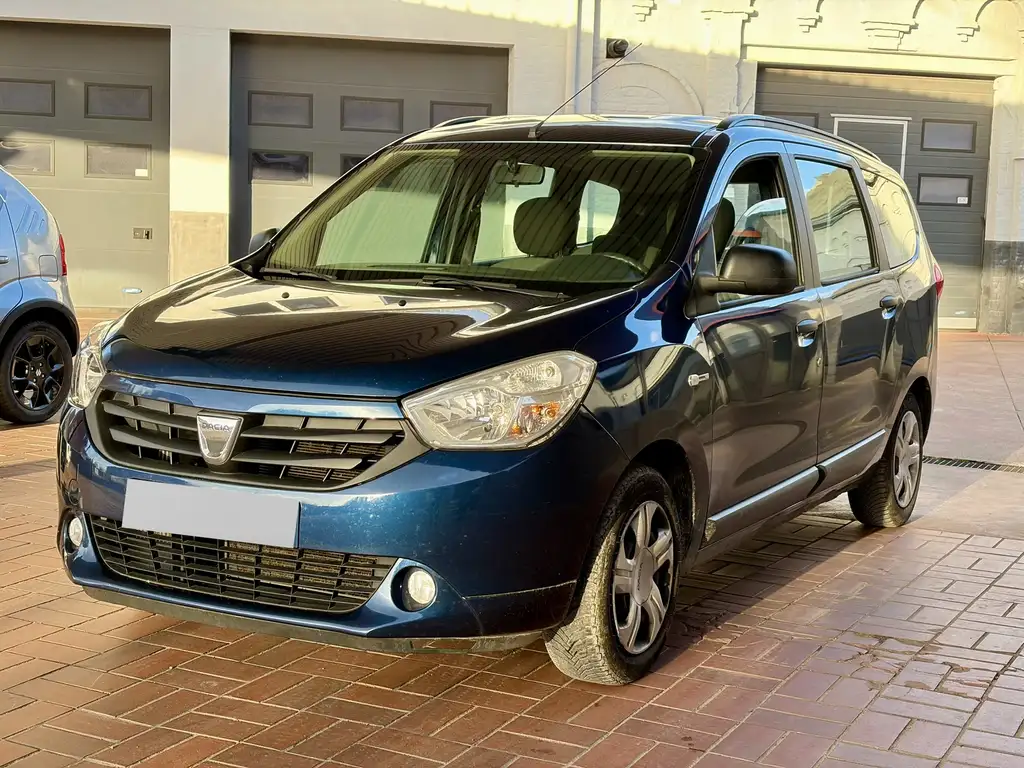 Dacia Lodgy 2017 из Европы — купить под ключ