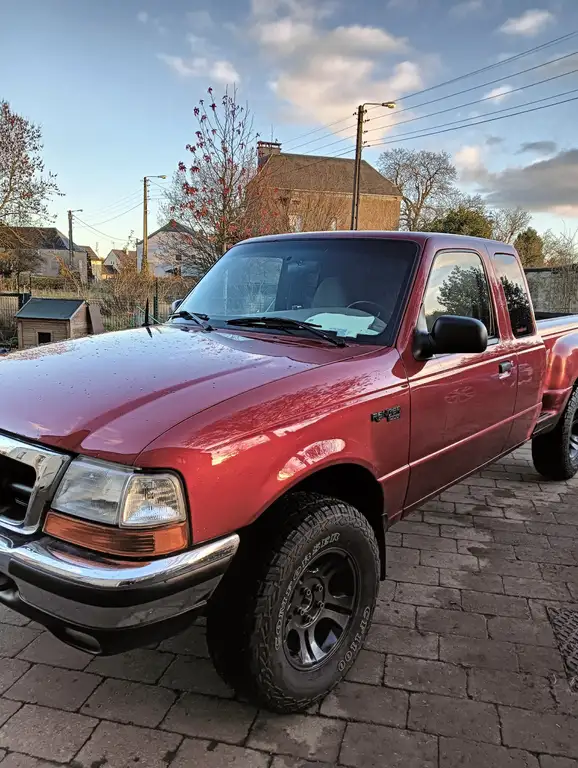 Ford Ranger 2000 из Европы — купить под ключ