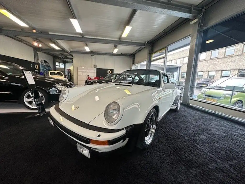 Porsche 930 1983 из Европы — купить под ключ