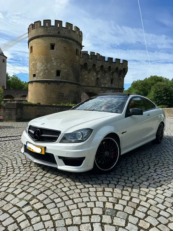 Mercedes-Benz C 63 AMG 2012 из Европы — купить под ключ