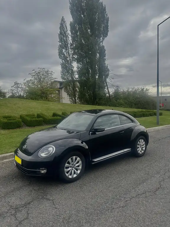 Volkswagen Beetle 2015 из Европы — купить под ключ