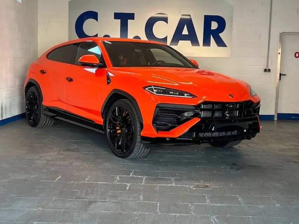 Lamborghini Urus 2026 из Европы — купить под ключ