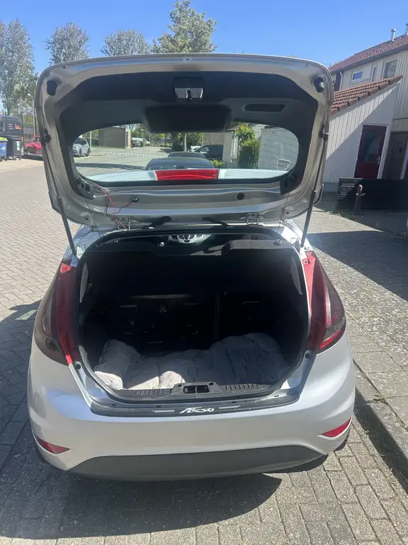 Ford Fiesta 2011 из Европы — купить под ключ