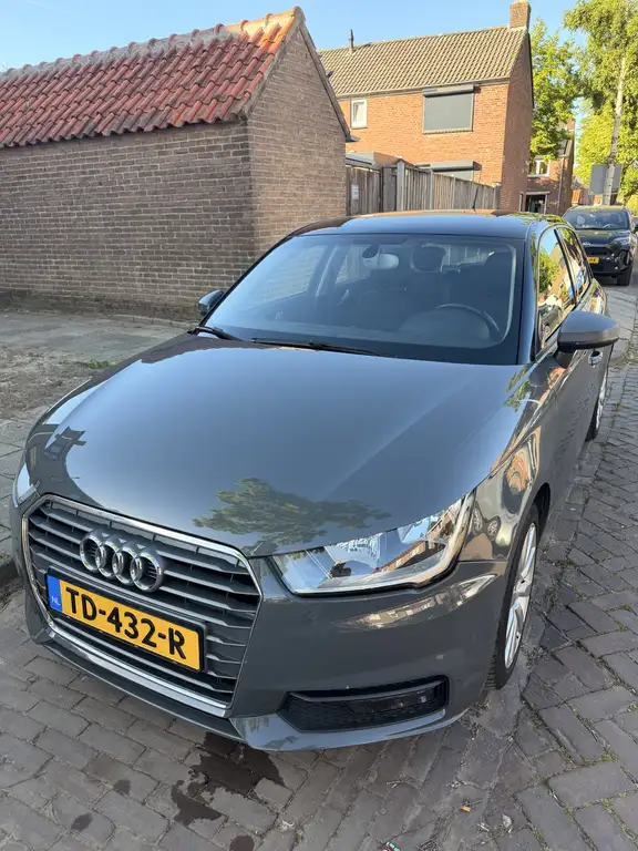 Audi A1 2016 из Европы — купить под ключ