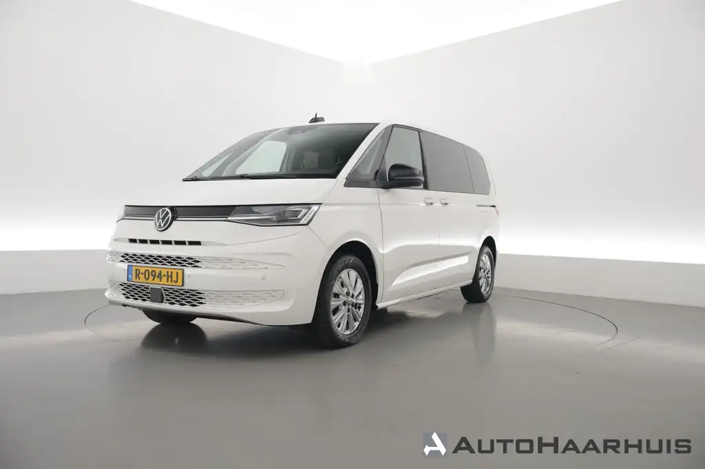 Volkswagen T7 Multivan 2022 из Европы — купить под ключ
