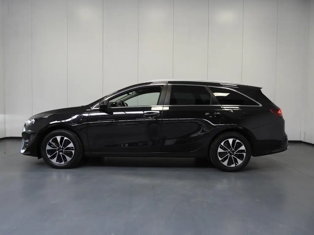 KIA Ceed SW / cee'd SW 2022 из Европы — купить под ключ