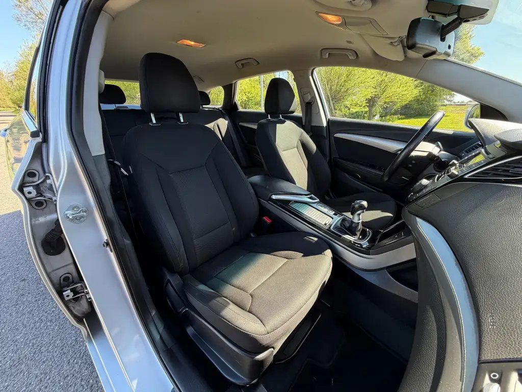 Hyundai i40 2012 из Европы — купить под ключ