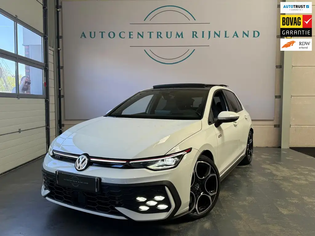 Volkswagen Golf GTI 2024 из Европы — купить под ключ