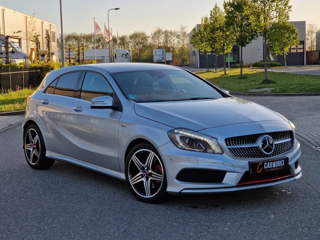 Mercedes-Benz A 250 2012 из Европы — купить под ключ