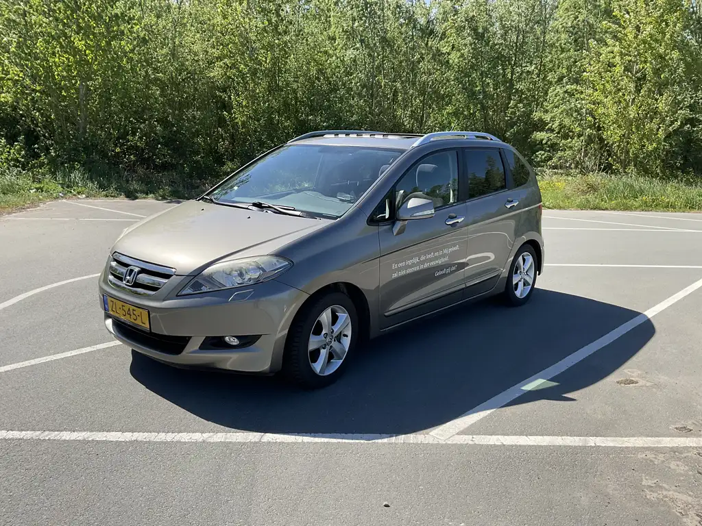 Honda FR-V 2008 из Европы — купить под ключ