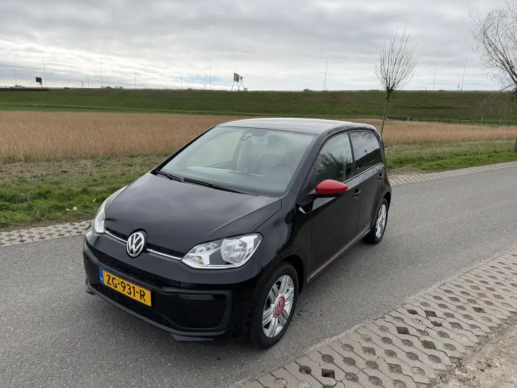 Volkswagen up! 2019 из Европы — купить под ключ