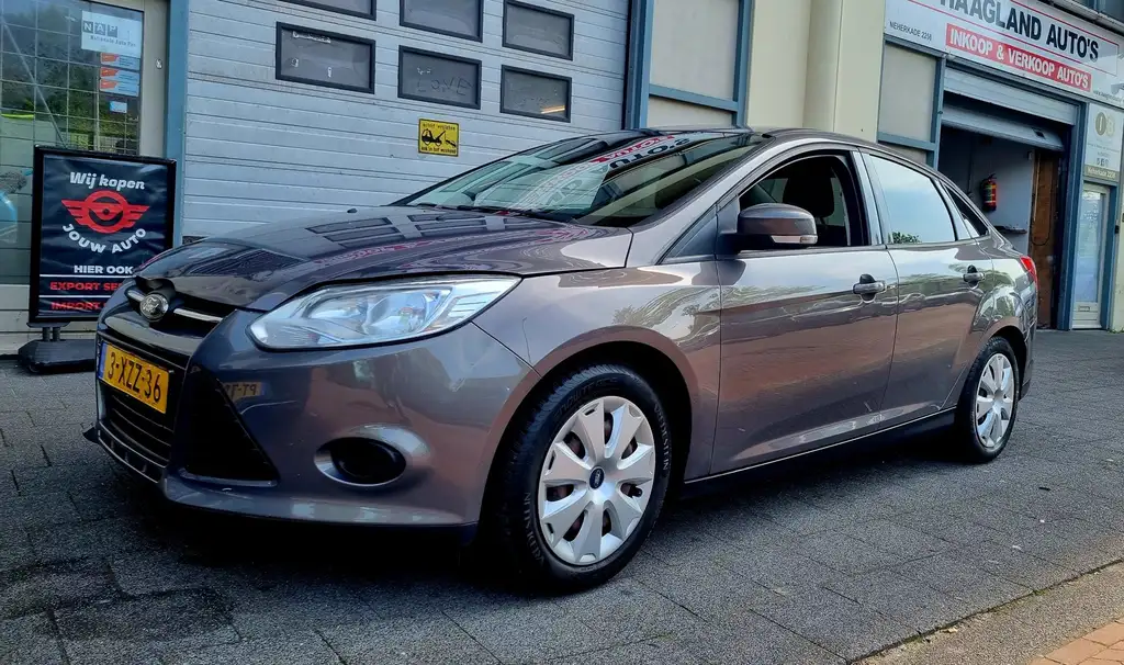 Ford Focus 2014 из Европы — купить под ключ