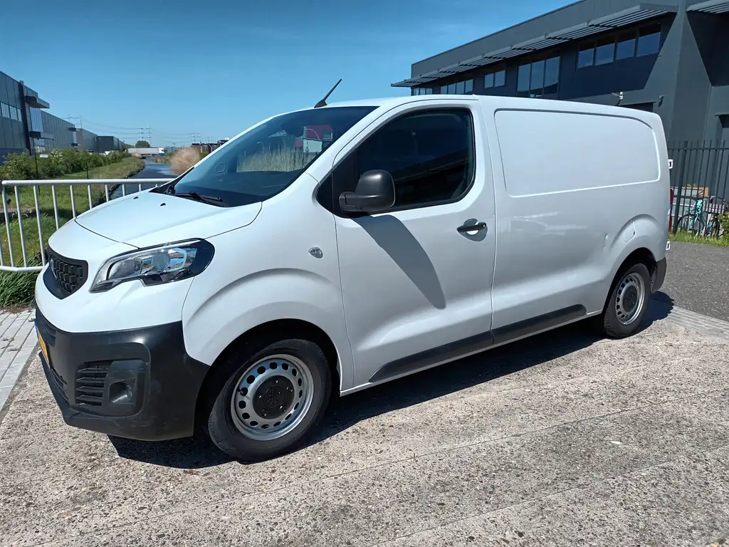 Peugeot Expert 2023 из Европы — купить под ключ