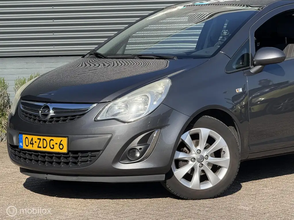 Opel Corsa 2012 из Европы — купить под ключ