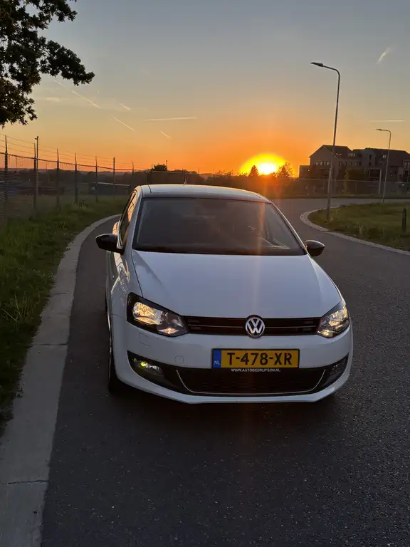 Volkswagen Polo 2011 из Европы — купить под ключ