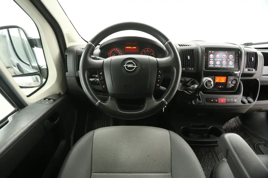 Opel Movano 2023 из Европы — купить под ключ