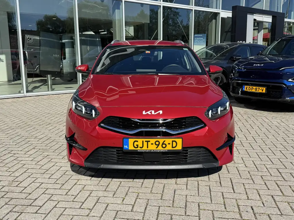 KIA Ceed SW / cee'd SW 2024 из Европы — купить под ключ