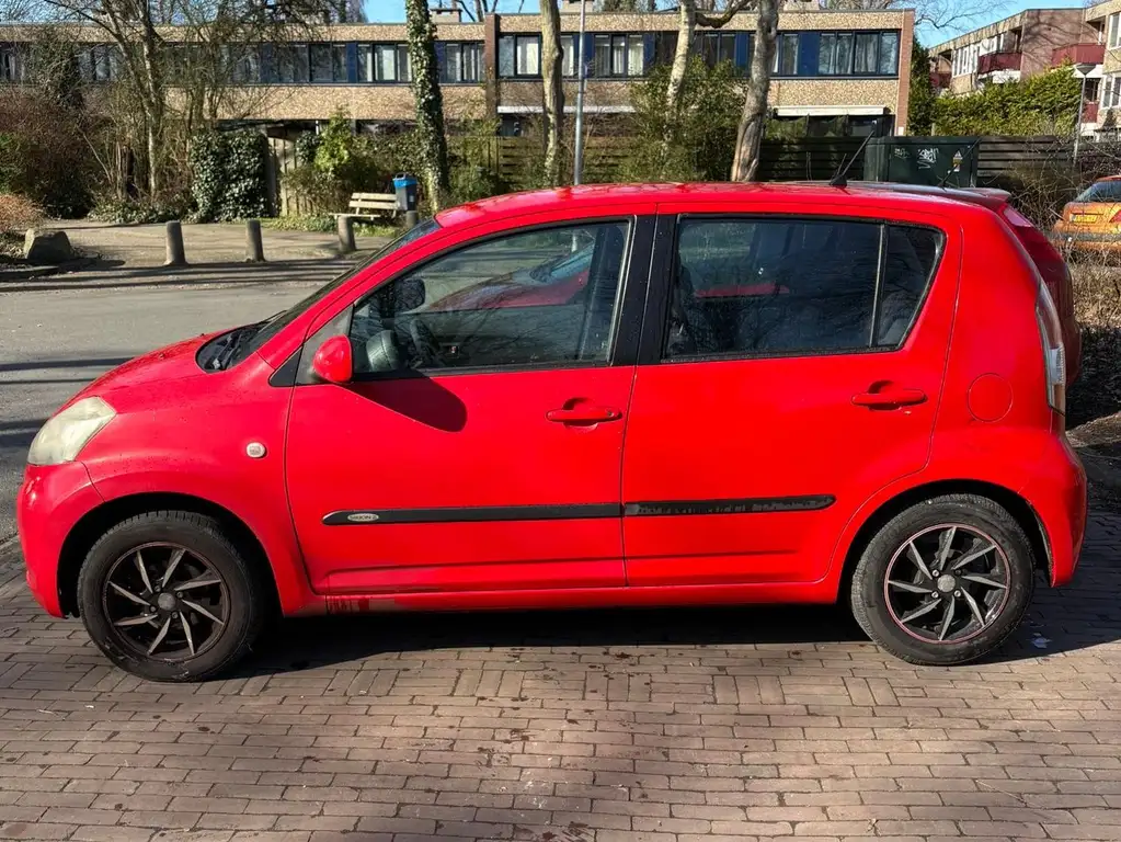 Daihatsu Sirion 2007 из Европы — купить под ключ