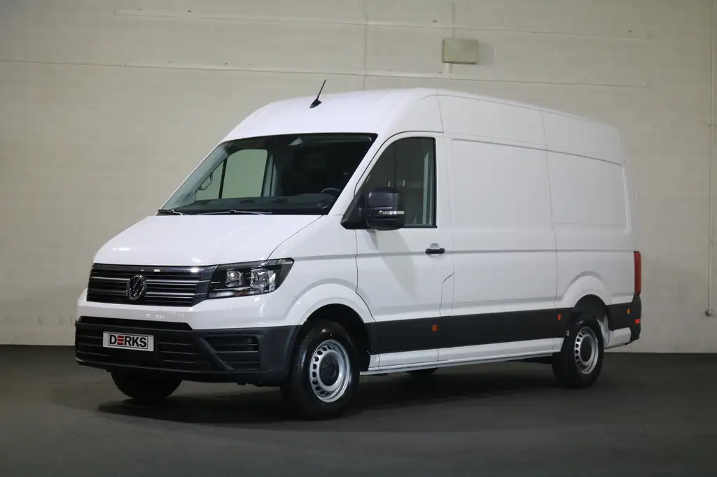 Volkswagen Crafter 2023 из Европы — купить под ключ