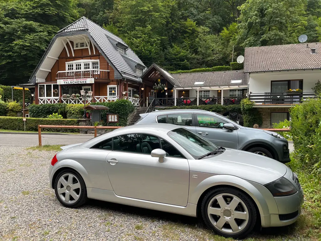 Audi TT 1999 из Европы — купить под ключ