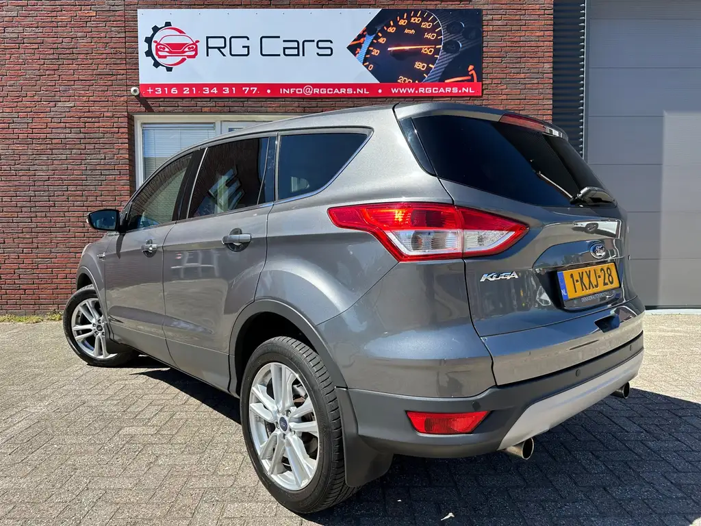 Ford Kuga 2013 из Европы — купить под ключ