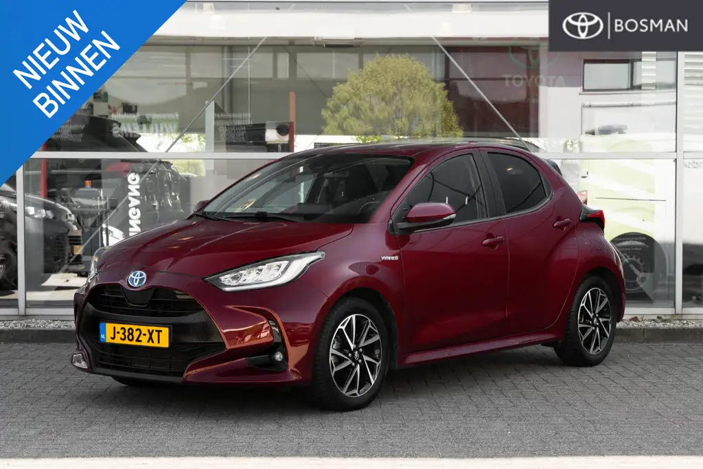 Toyota Yaris 2020 из Европы — купить под ключ