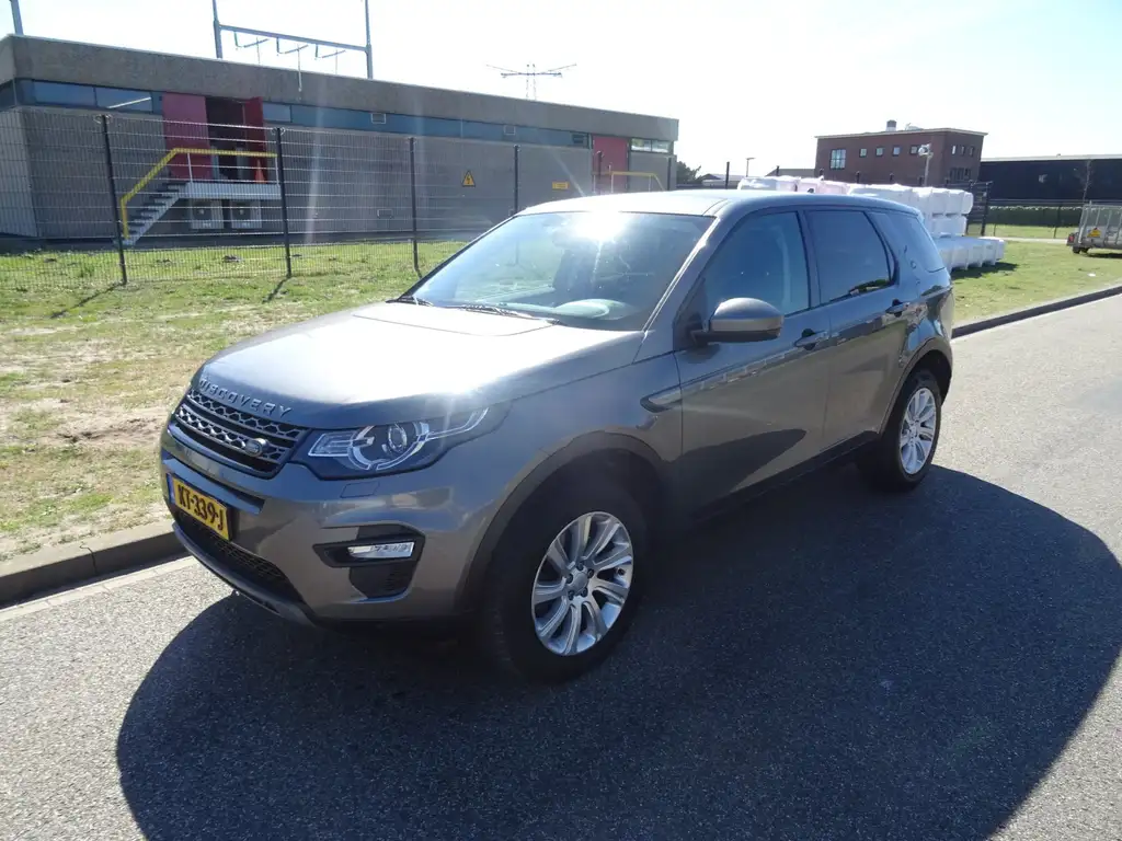 Land Rover Discovery Sport 2016 из Европы — купить под ключ