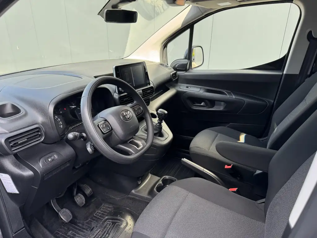 Toyota Proace City 2024 из Европы — купить под ключ