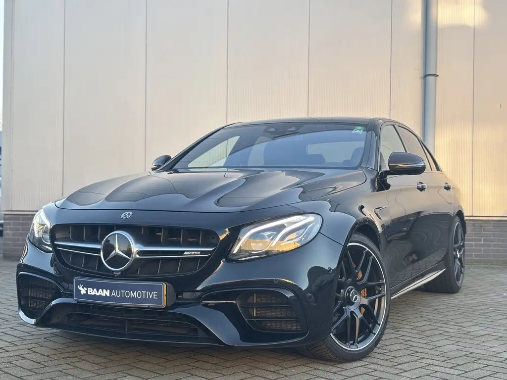 Mercedes-Benz E 63 AMG 2018 из Европы — купить под ключ