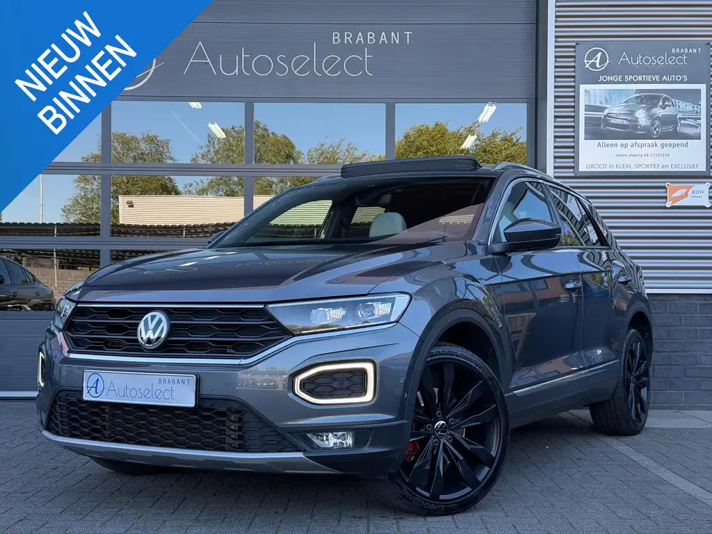Volkswagen T-Roc 2017 из Европы — купить под ключ