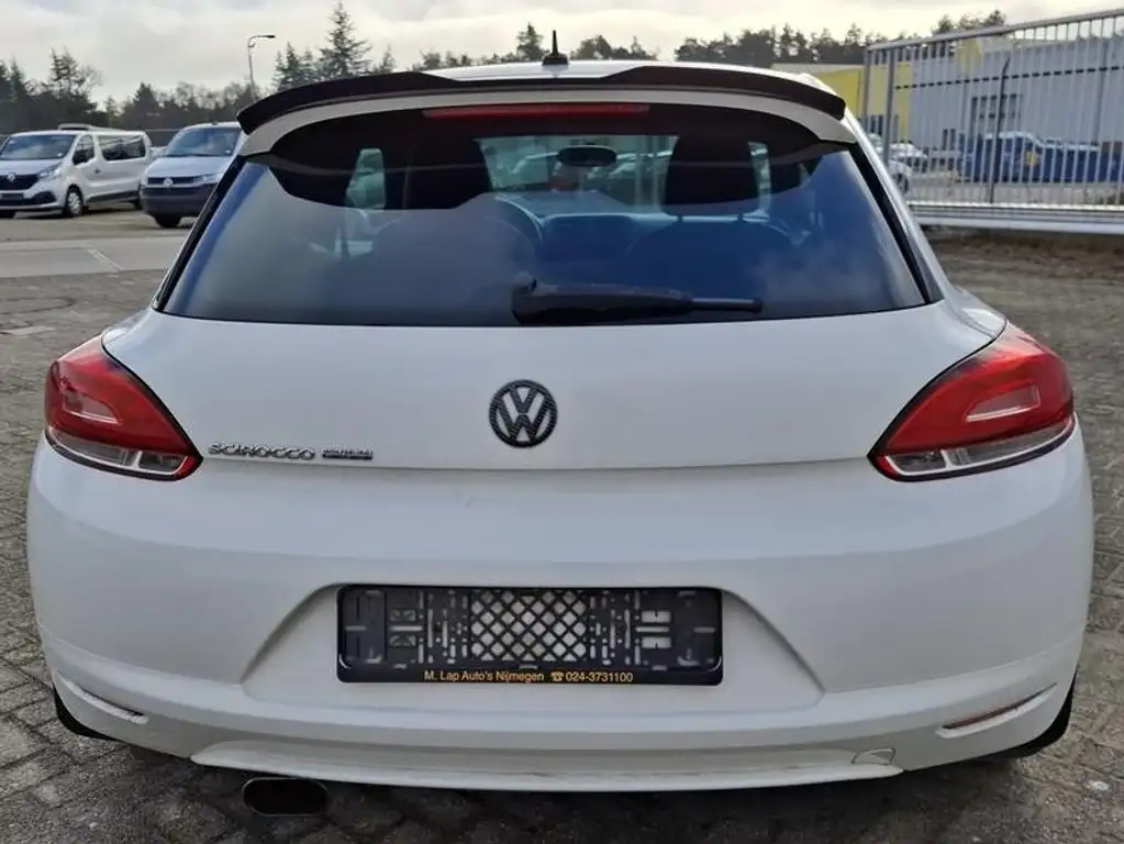 Volkswagen Scirocco 2009 из Европы — купить под ключ