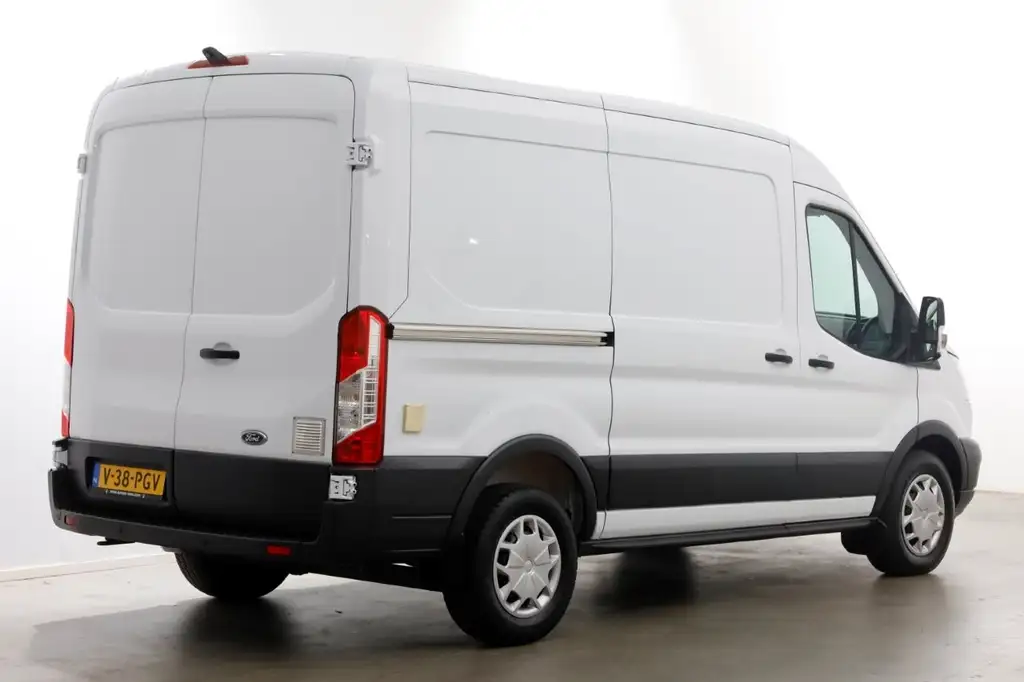 Ford Transit 2018 из Европы — купить под ключ