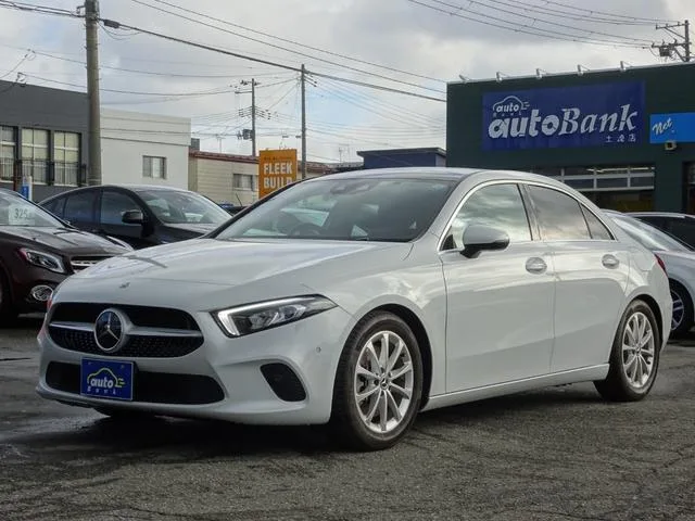 Mercedes-Benz A-CLASS SEDAN 2019 из Японии — купить под ключ