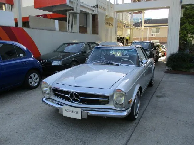 Mercedes-Benz SL 1970 из Японии — купить под ключ