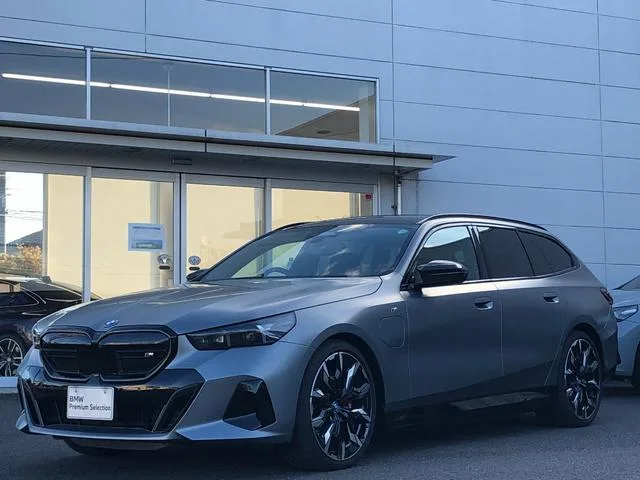 BMW i5 2024 из Японии — купить под ключ