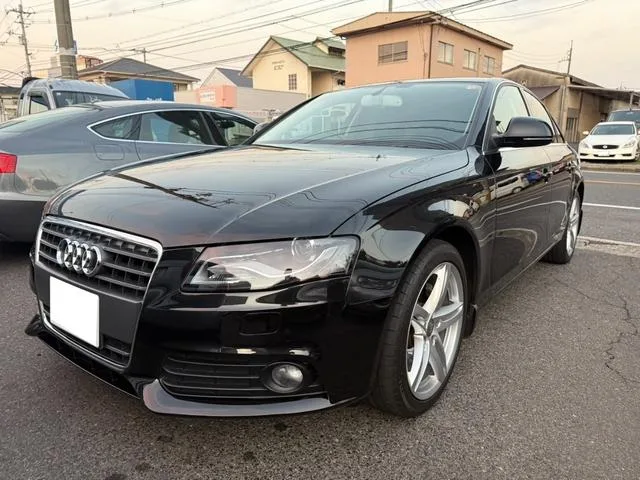 Audi A4 2008 из Японии — купить под ключ