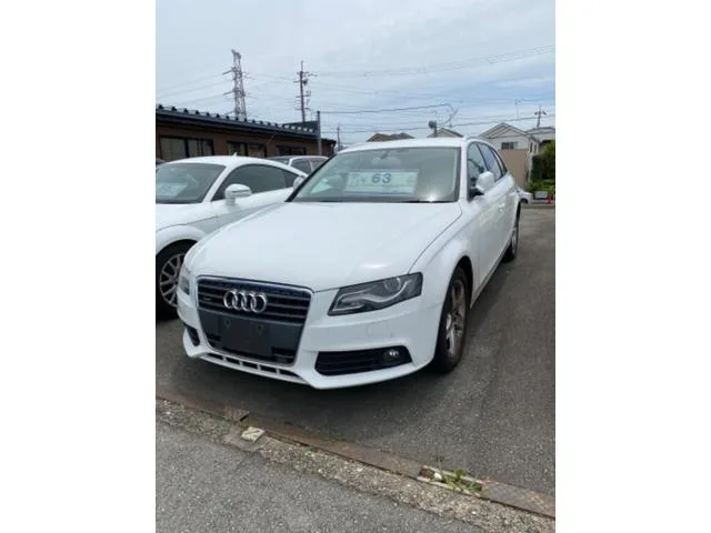Audi A4 2010 из Японии — купить под ключ