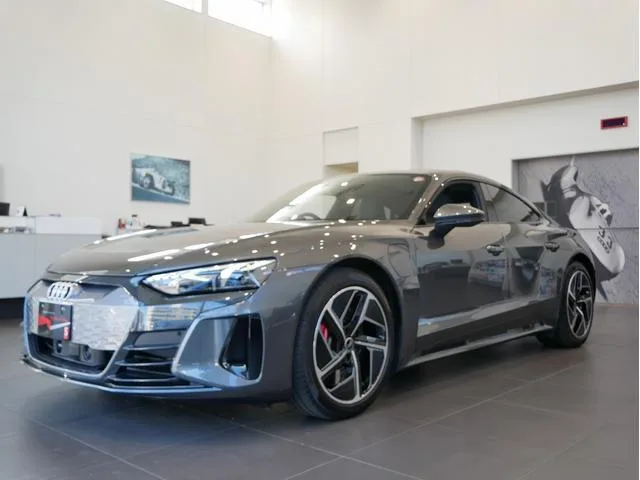 Audi E-TRON GT QUATTRO 2025 из Японии — купить под ключ